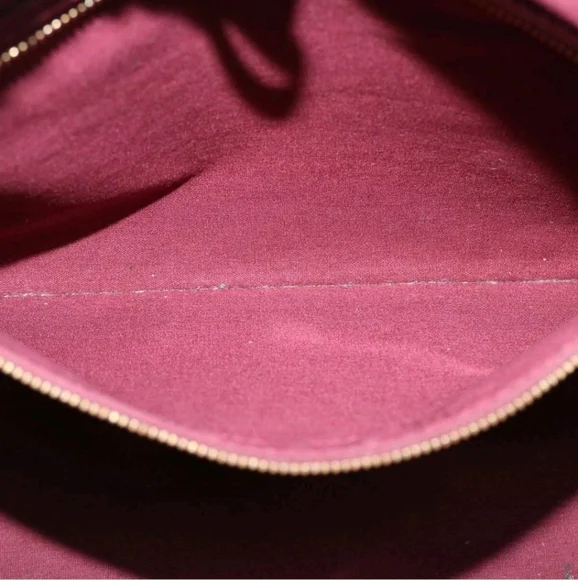 LOUIS VUITTON Rouge Fauviste Monogram Vernis Wilshire MM Tote Bag